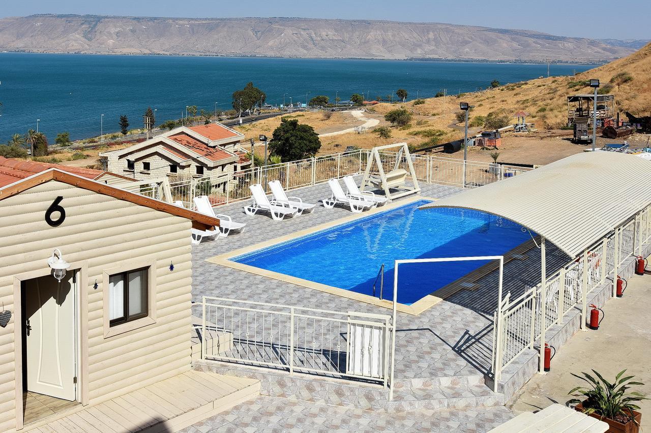 אחוזת חוף כנרת Kinneret Village Tiberíades Exterior foto